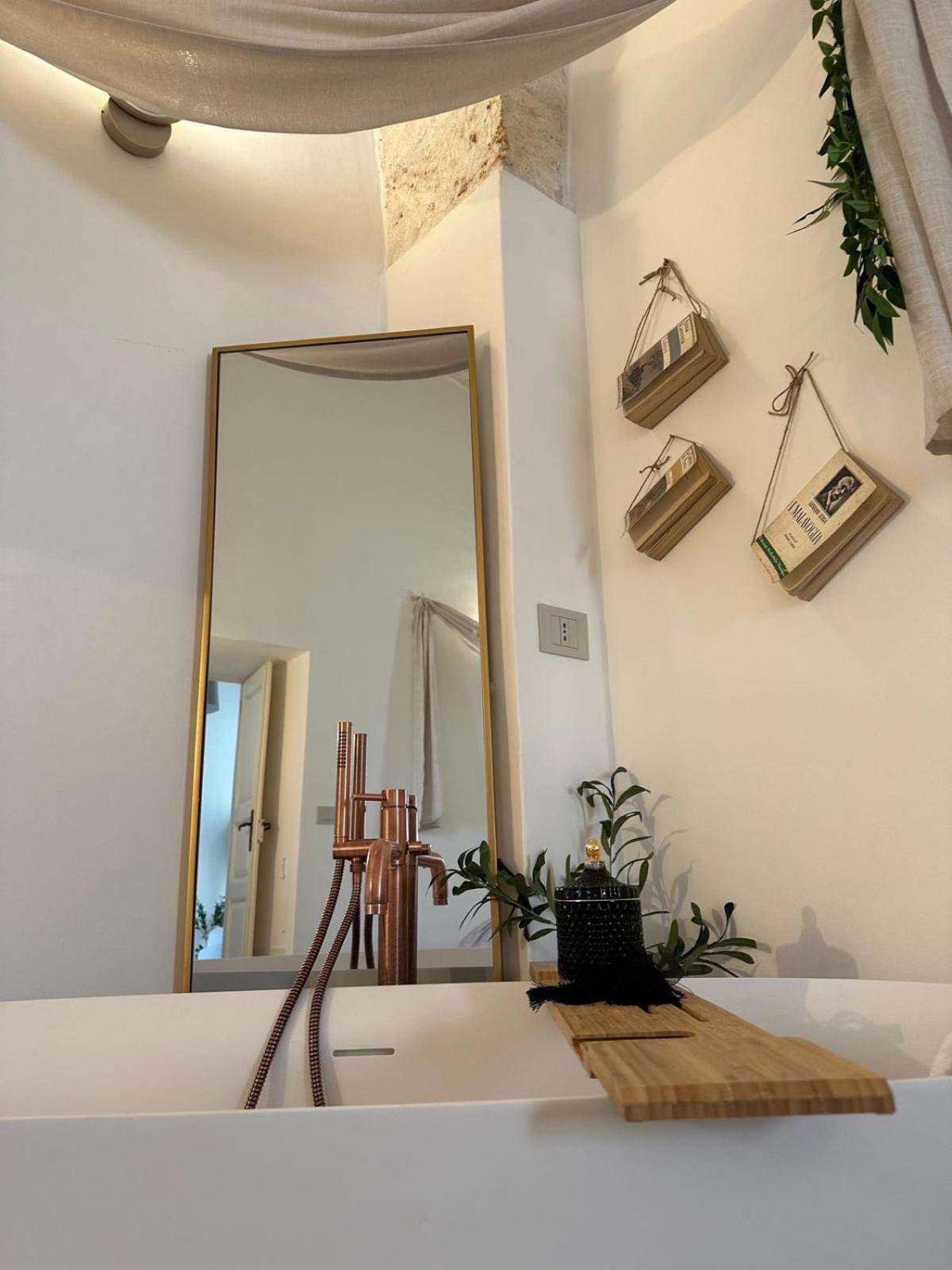 Suite Sami Charming Home Ostuni Exterior photo