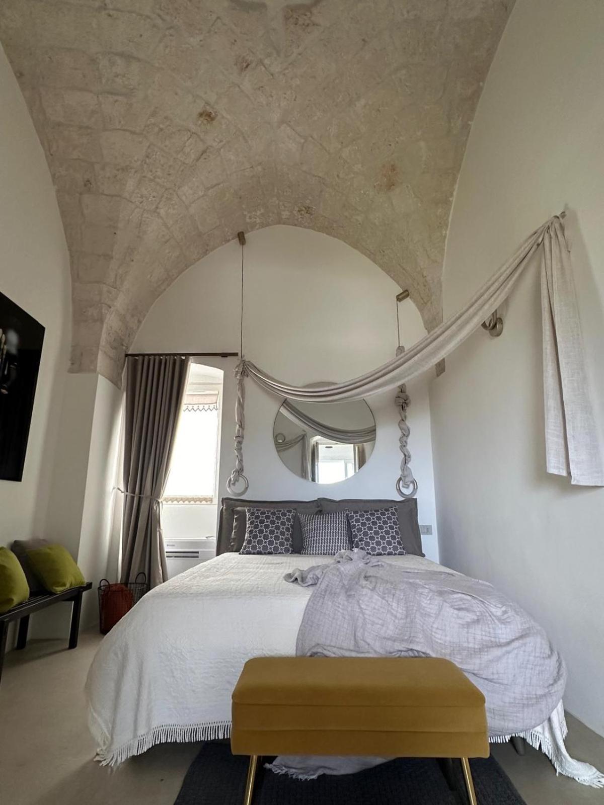 Suite Sami Charming Home Ostuni Exterior photo